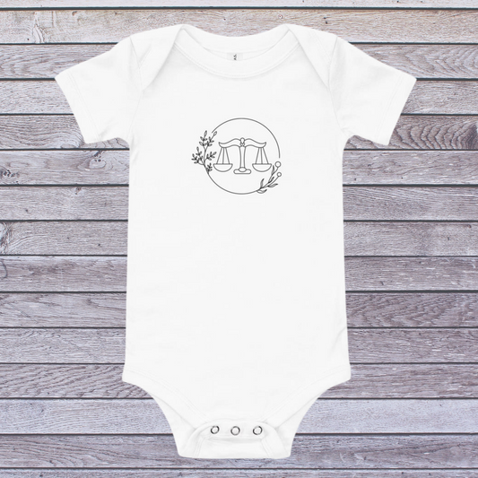 Cache-couche "Signe Astrologique de bébé" - 12 modèles