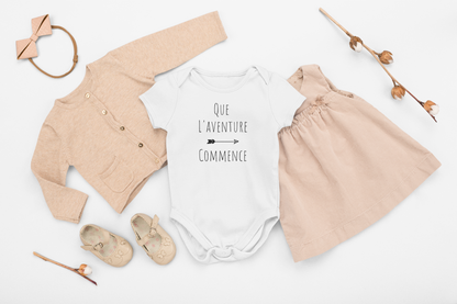 Cache-couche "Que l'aventure commence"